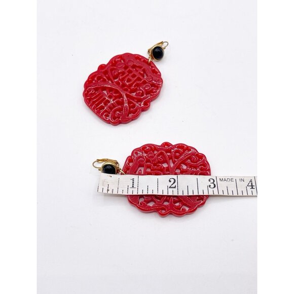 Vintage Kenneth Jay Lane KJL Red Carved Resin Asian Motif Earrings Signed - Picture 5 of 8
